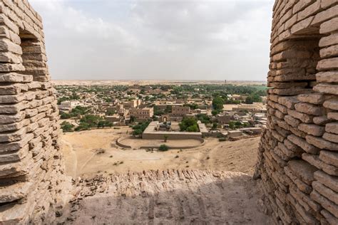  「Lost City of Sindh」：古代パキスタンの隠れた都市と、そこに眠る謎！