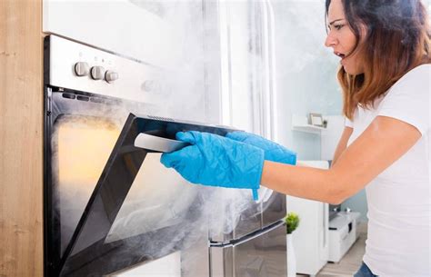 How to Remove Plastic from Oven: A Comprehensive Guide to Tackling Kitchen Mishaps and Beyond